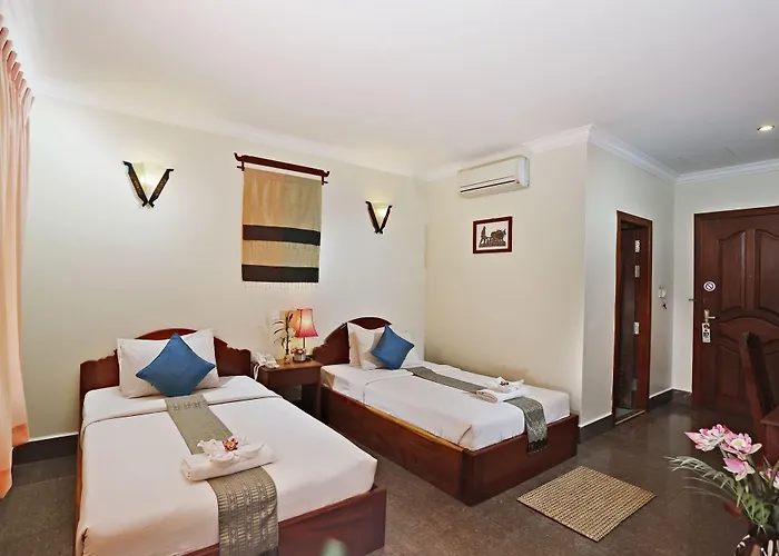 Forest King Hotel 3*
