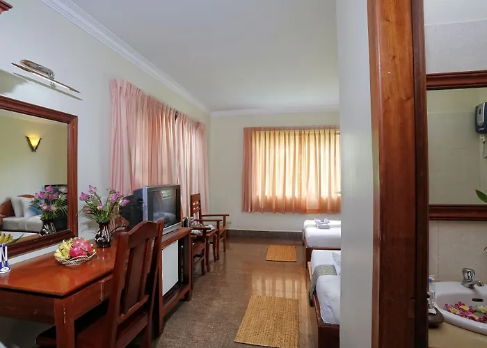 Forest King Hotel