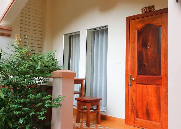 Forest King Hotel 3*